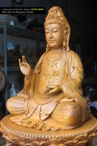 Bồ Tát Quan Thế Âm lắng nghe Lời nguyện cầu trong Tâm của Phật tử và chuyển hóa thành niềm vui an lạc, bệnh khổ tiêu trừ