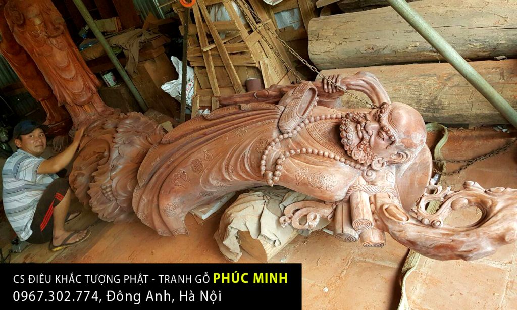 Đang hoàn thiện Tôn tượng Tổ Bồ đề Đạt ma cao 2.44m, gỗ Hương nguyên khối