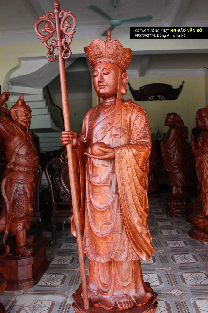 Tôn tượng Địa tạng Bồ tát gỗ Hương nguyên khối cao 1.6m