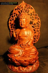 Tôn tượng Phật Dược sư gỗ Hương Nam phi nguyên khối với Lá đề sau lưng