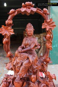 Tượng Quán âm Bồ tát ngự Liên hoa cao 1 mét, gỗ Hương ta (tượng nguyên khối)