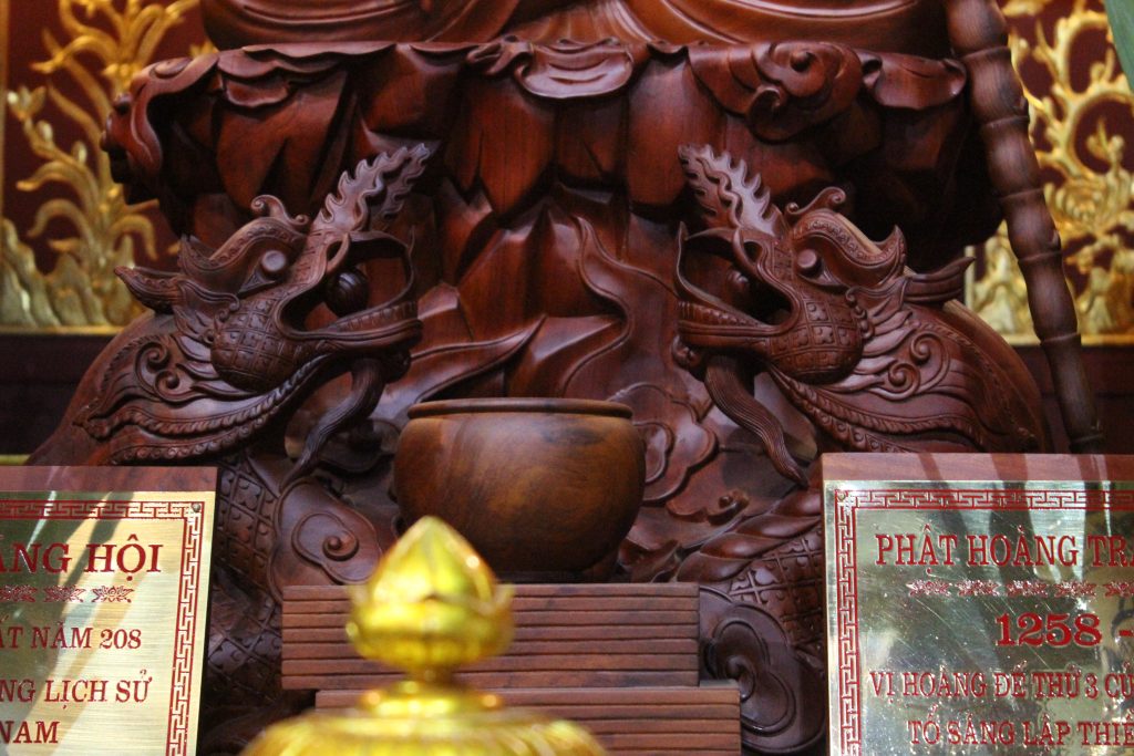 Hai con rồng thời Trần nghe Phật hoàng giảng Kinh