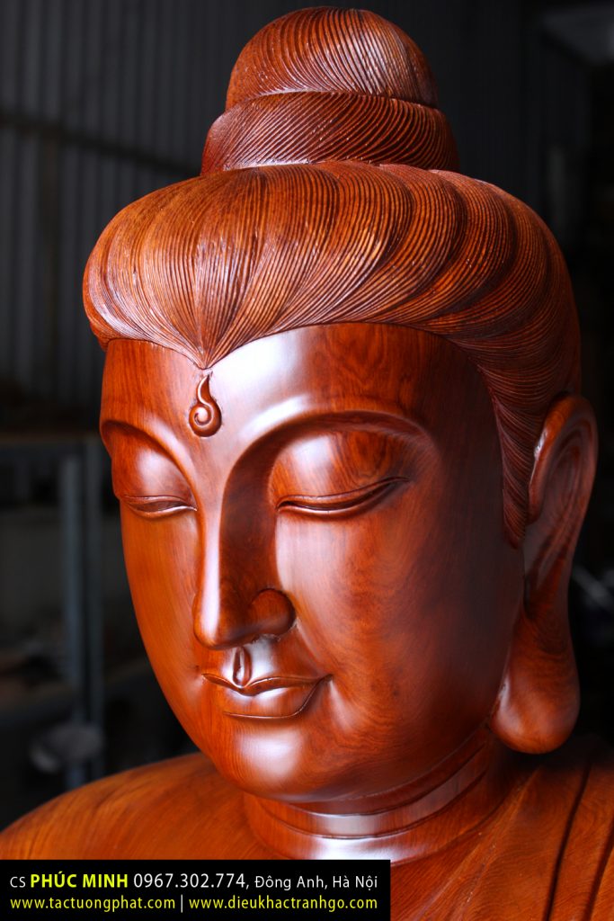 Diện Tượng Phật Thích Ca lối Gandhara (thế kỷ II CN) cao 1.28 mét, gỗ Hương, được chùa Phật giáo Nguyên thủy thỉnh đặt tại chánh điện.