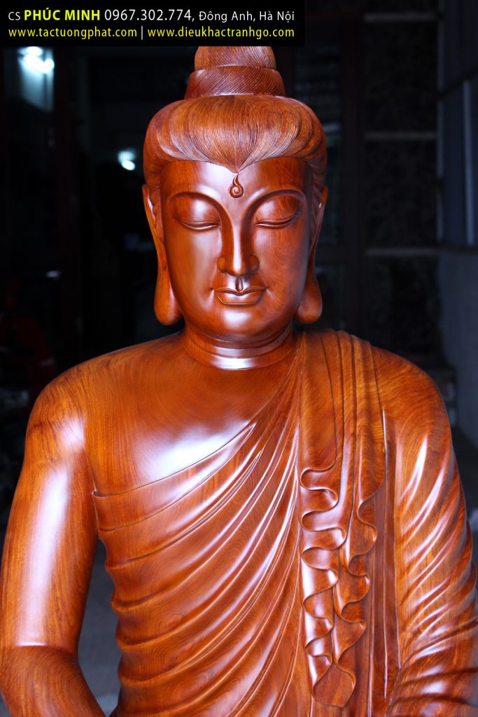 Diện Tượng Phật Thích Ca lối Gandhara (thế kỷ II CN) cao 1.28 mét, gỗ Hương, được chùa Phật giáo Nguyên thủy thỉnh đặt tại chánh điện.