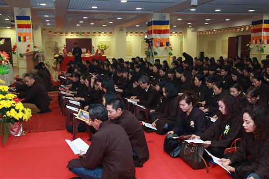 Tụng Kinh Vu lan
