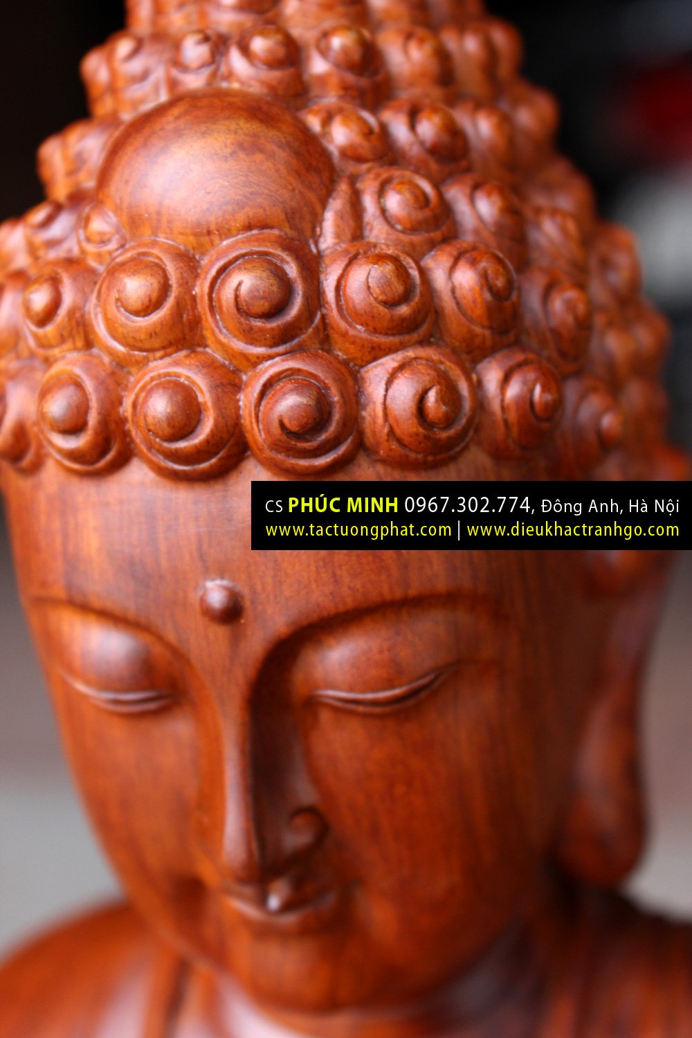 Tóc xoắn ốc ngược chiều kim đồng hồ và tạo xoắn như đặt con Ốc lên đầu. Đây là 1 kỹ thuật điêu khắc rất cao, rất ít tượng tại Việt Nam làm được.