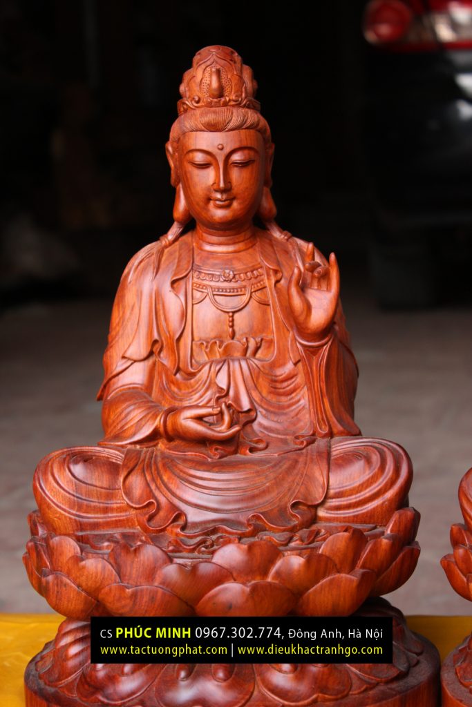 Tượng Đại thế chí Bồ Tát trong Bộ Tây Phương Tam thánh ngồi, cao 40cm, thờ tại gia