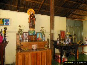 Chùa lá Trung Thuận, Xã Thuận Mỹ, Huyện Châu Thành, Tỉnh Long An.