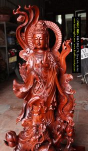 Tượng Long Đầu Quán âm, gỗ Hương, cao 1m (tính cả đế)