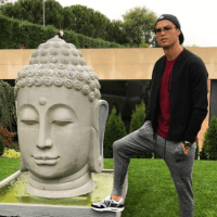 ronaldo tượng phật, tượng phật, ronaldo, tuong phat, ronaldo dẫm lên tượng phật