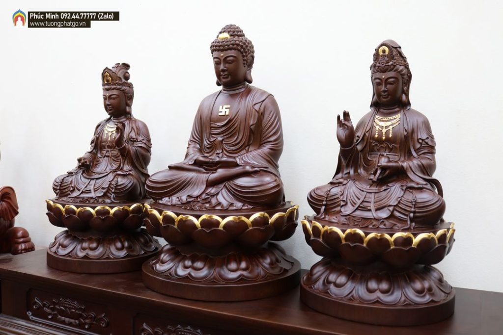 Những tượng cỡ nhỏ đang có sẵn tại Xưởng tượng Phật gỗ Phúc Minh